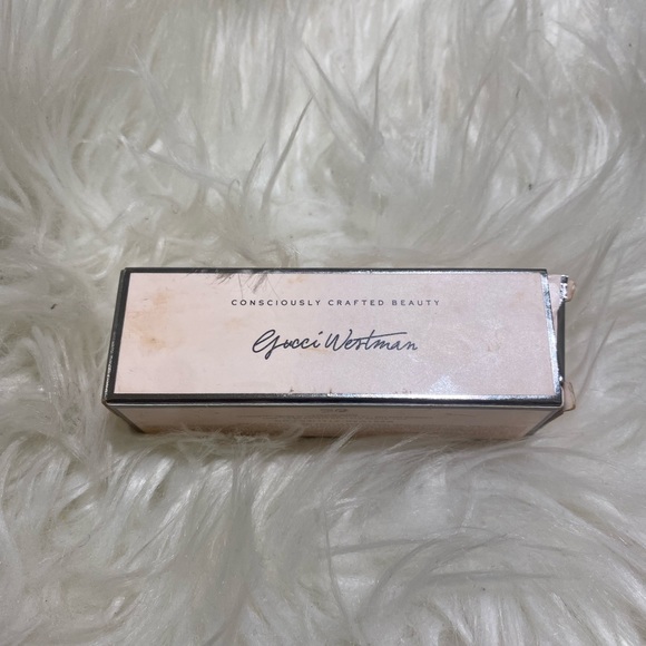 Westman Atelier Vital Foundation Stick and Concealer Shade Atelier I - Picture 7 of 10